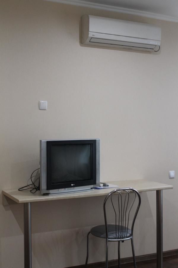 Апартаменты Apartment LUX 95 kvartal Кривой Рог-8