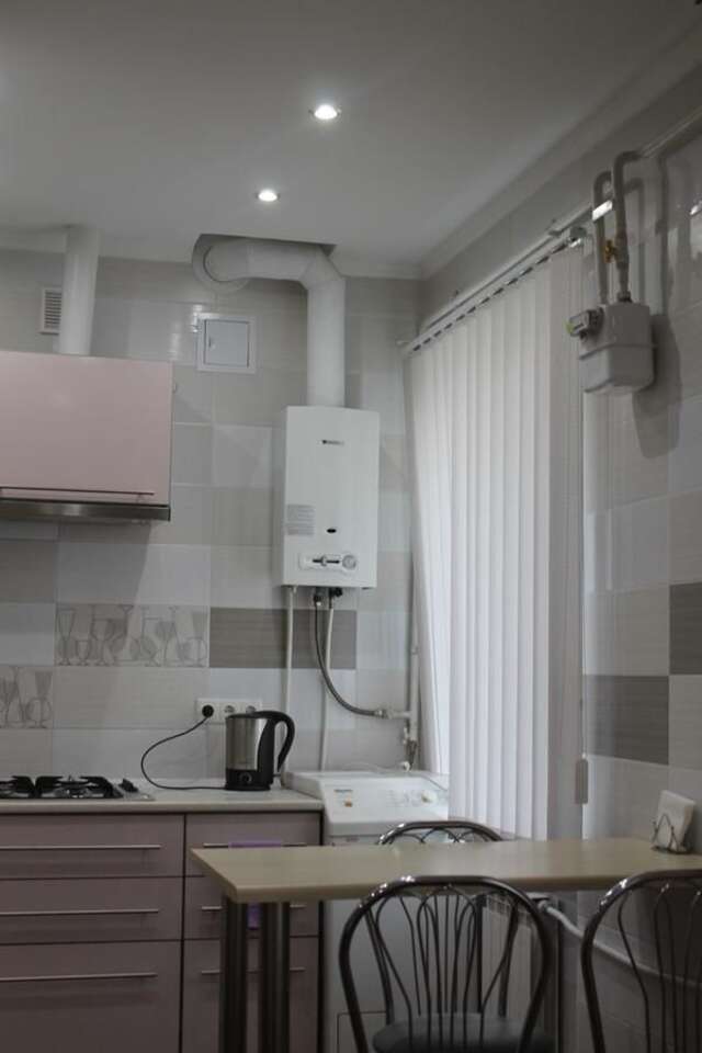 Апартаменты Apartment LUX 95 kvartal Кривой Рог-9